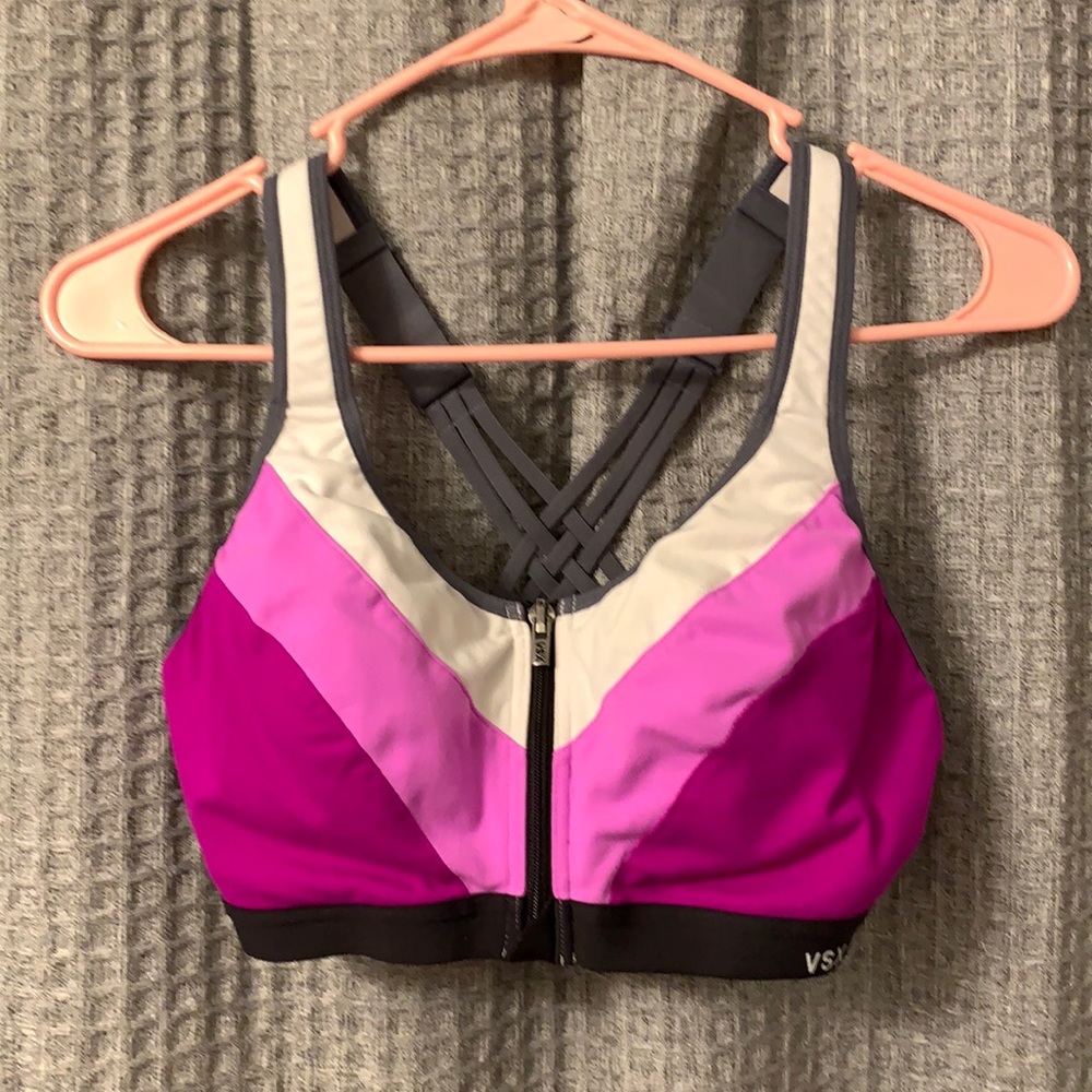 Victoria secret sport. Sports bra . 34C